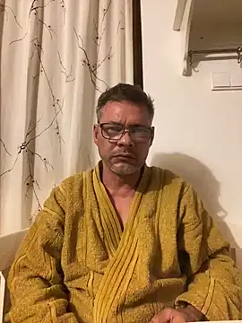 Snapshot of Mikemike19m chatting on 13, 1, 2025 Mikemike19m online show from 13, 1, 2025