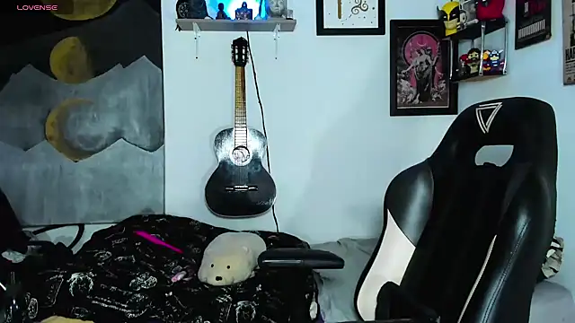 dariell smokesexx online show from 9, 1, 2026