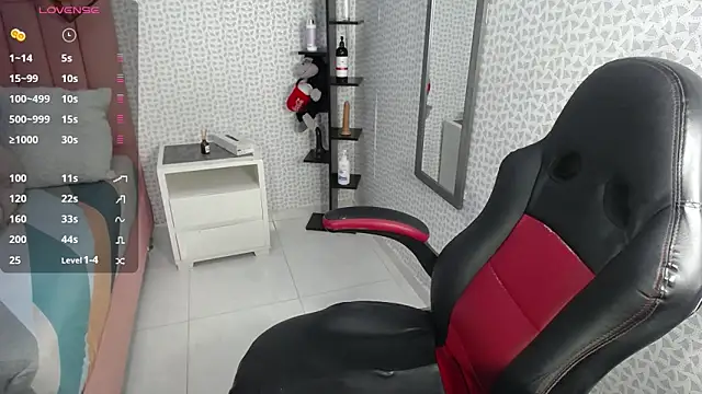 tianapiket online show from 9, 10, 2025