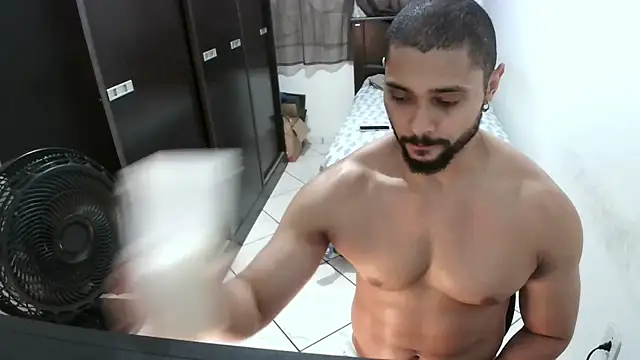 Snapshot of Brian_Aries chatting on 28, 1, 2025 Brian Aries online show from 28, 1, 2025