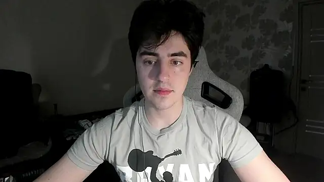 Snapshot of Knuckles17 chatting on 9, 3, 2026 Knuckles17 online show from 9, 3, 2026