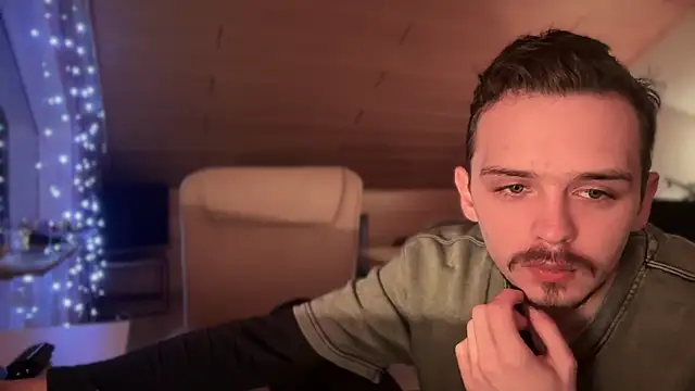 naked psy online show from 12, 1, 2025