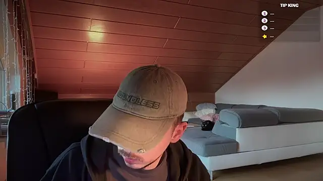 naked psy online show from 17, 2, 2025