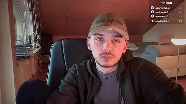 naked psy online show from 18, 2, 2025