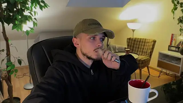 naked psy online show from 14, 11, 2025