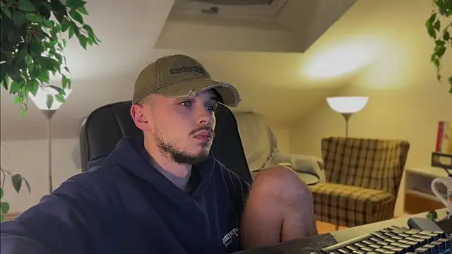 naked psy online show from 15, 11, 2025