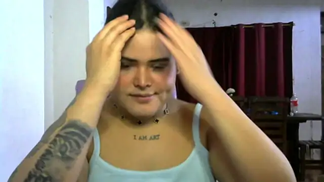 Snapshot of antonellasex1998 chatting on 5, 11, 2025 antonellasex1998 online show from 5, 11, 2025