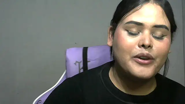 Snapshot of antonellasex1998 chatting on 15, 11, 2025 antonellasex1998 online show from 15, 11, 2025