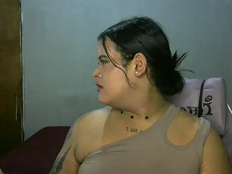 Snapshot of antonellasex1998 chatting on 19, 4, 2026 antonellasex1998 online show from 19, 4, 2026