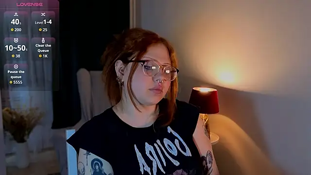 bitchofsun  online show from 17, 4, 2026