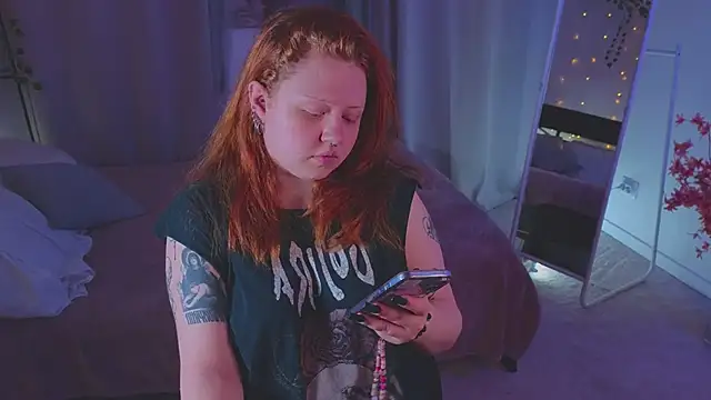 bitchofsun  online show from 30, 6, 2026