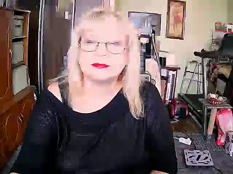 LOLA8888 online show from 28, 9, 2025