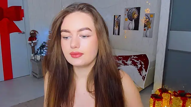 Snapshot of MiracleCurly chatting on 1, 2, 2025 MiracleCurly online show from 1, 2, 2025