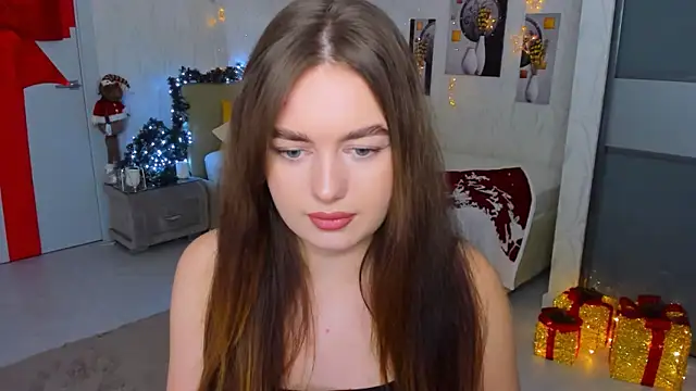 Snapshot of MiracleCurly chatting on 1, 2, 2025 MiracleCurly online show from 1, 2, 2025