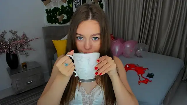 Snapshot of MiracleCurly chatting on 14, 2, 2025 MiracleCurly online show from 14, 2, 2025