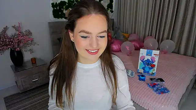 Snapshot of MiracleCurly chatting on 24, 2, 2025 MiracleCurly online show from 24, 2, 2025