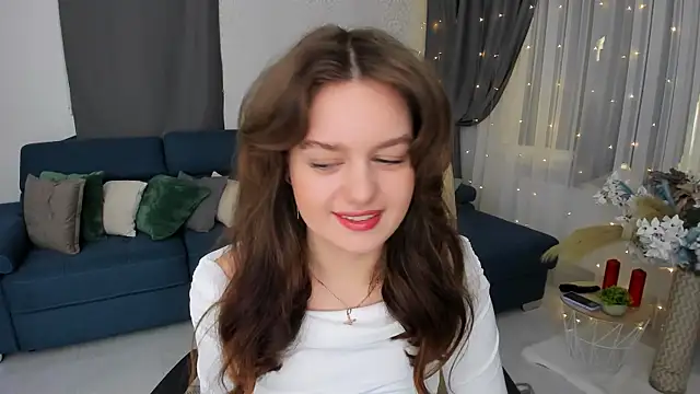 Snapshot of MiracleCurly chatting on 9, 3, 2025 MiracleCurly online show from 9, 3, 2025