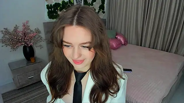 Snapshot of MiracleCurly chatting on 13, 3, 2025 MiracleCurly online show from 13, 3, 2025