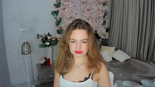 Snapshot of MiracleCurly chatting on 20, 11, 2025 MiracleCurly online show from 20, 11, 2025