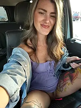 Snapshot of Lilmissvyx chatting on 9, 9, 2025 Lilmissvyx online show from 9, 9, 2025