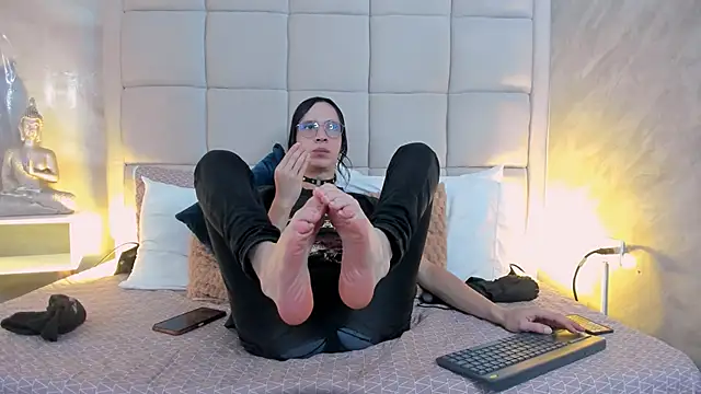 Hecatee 77 online show from 2, 10, 2025