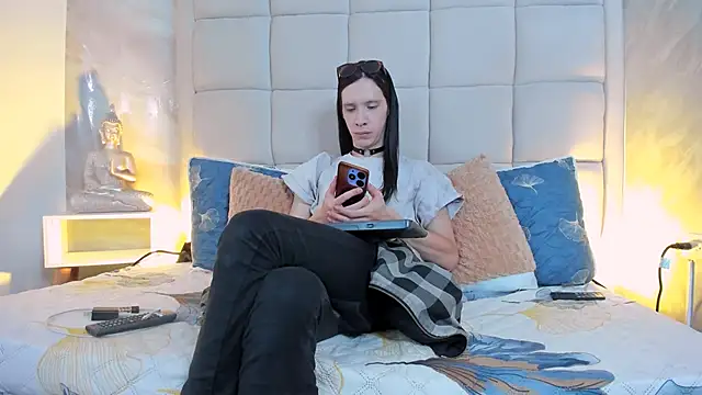 Hecatee 77 online show from 14, 10, 2025