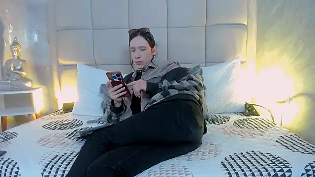 Hecatee 77 online show from 16, 1, 2026