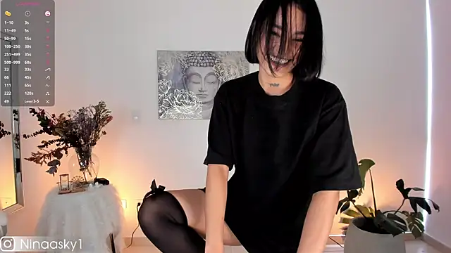 Snapshot of ninaa_sky chatting on 15, 2, 2025 ninaa sky online show from 15, 2, 2025