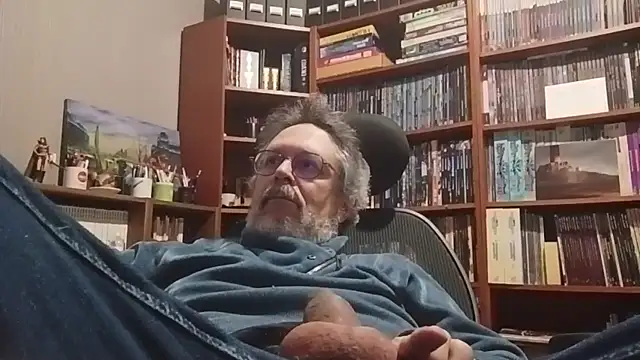 Mandra is a whore online show from 13, 11, 2025