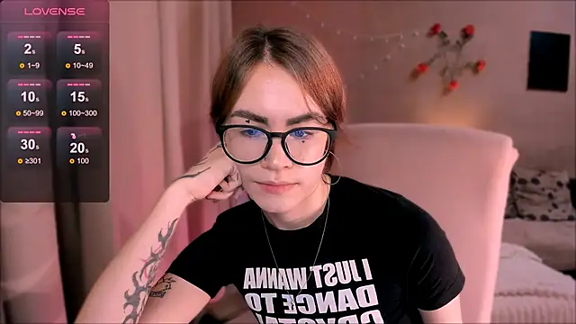 Snapshot of _selectrra chatting on 26, 11, 2025 selectrra online show from 26, 11, 2025