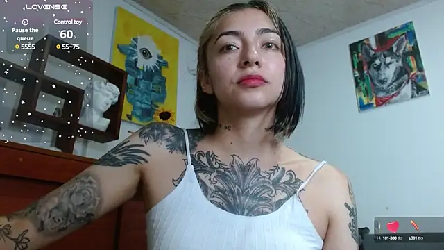 ZoeBakers  online show from 26, 2, 2025