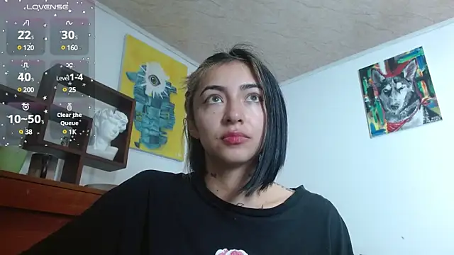 ZoeBakers  online show from 5, 3, 2025