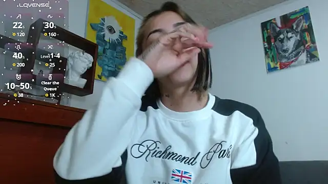 ZoeBakers  online show from 6, 3, 2025