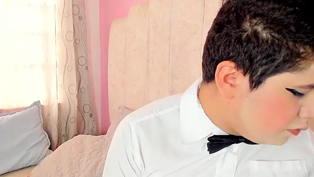 Snapshot of Satuurn_ chatting on 11, 2, 2025 Satuurn online show from 11, 2, 2025