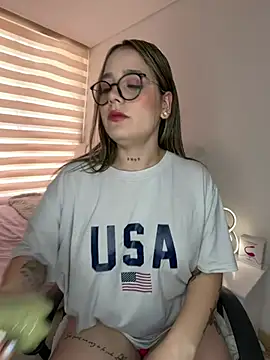 Snapshot of Zoe_olsen chatting on 18, 4, 2026 Zoe olsen online show from 18, 4, 2026