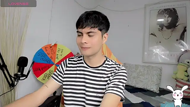 Snapshot of lucas_cute chatting on 9, 1, 2025 lucas cute online show from 9, 1, 2025