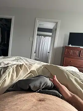 Bigbi6foot5 online show from 19, 3, 2026