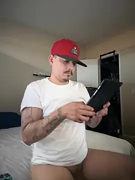 Snapshot of PeterGrandee chatting on 4, 2, 2025 PeterGrandee online show from 4, 2, 2025