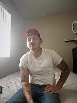 Snapshot of PeterGrandee chatting on 7, 2, 2025 PeterGrandee online show from 7, 2, 2025