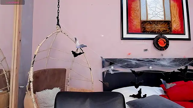 Snapshot of Paula_Desousa chatting on 29, 10, 2025 Paula Desousa online show from 29, 10, 2025