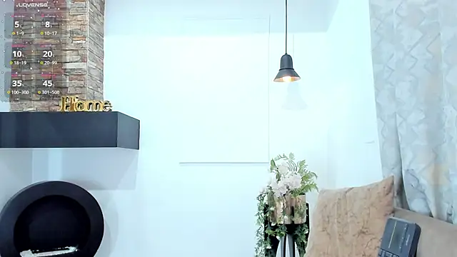 Snapshot of Paula_Desousa chatting on 7, 11, 2025 Paula Desousa online show from 7, 11, 2025