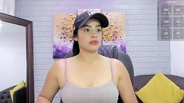 Snapshot of Paula_Desousa chatting on 8, 11, 2025 Paula Desousa online show from 8, 11, 2025