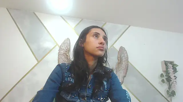 RoxanaCyrano  online show from 10, 12, 2024