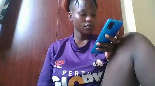 Snapshot of prettychic5 chatting on 9, 12, 2024 prettychic5 online show from 9, 12, 2024