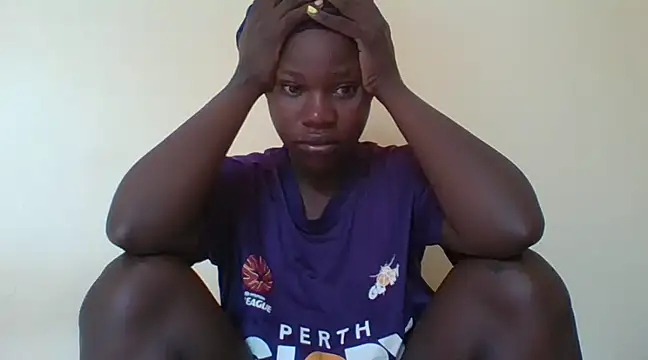 Snapshot of prettychic5 chatting on 2, 2, 2025 prettychic5 online show from 2, 2, 2025