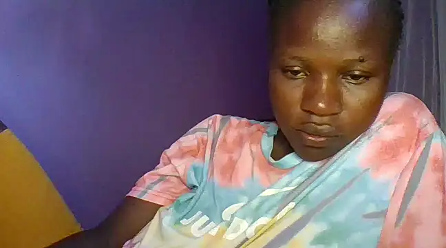 Snapshot of prettychic5 chatting on 20, 2, 2025 prettychic5 online show from 20, 2, 2025