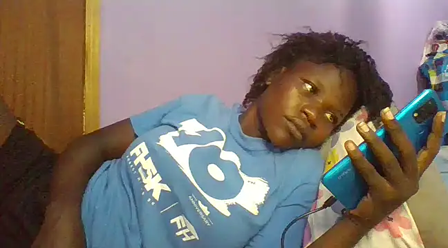 Snapshot of prettychic5 chatting on 21, 3, 2025 prettychic5 online show from 21, 3, 2025