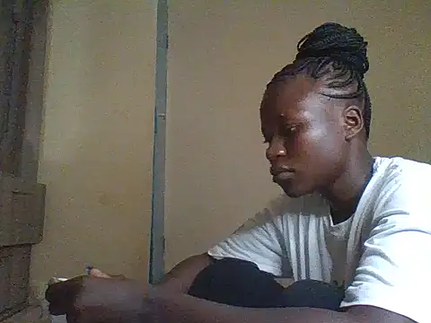 Snapshot of prettychic5 chatting on 30, 11, 2025 prettychic5 online show from 30, 11, 2025