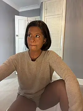 Snapshot of RoseMelanie chatting on 10, 12, 2024 RoseMelanie online show from 10, 12, 2024