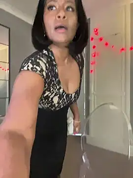 Snapshot of RoseMelanie chatting on 14, 2, 2025 RoseMelanie online show from 14, 2, 2025